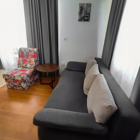 Апартаменти In Belvedere Holiday Club F403 Бансько